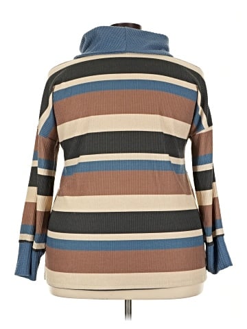 Weekend Suzanne Betro Turtleneck Sweater (view 2)