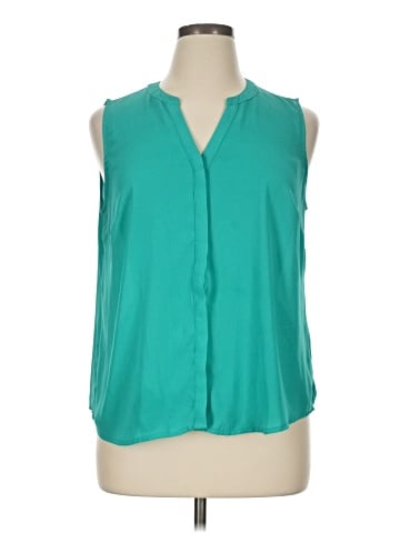 Apt. 9 Sleeveless T-Shirt (view 1)