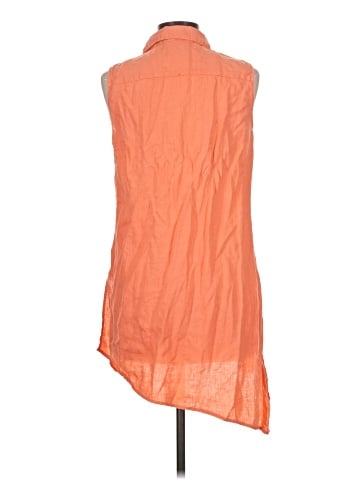 Ellen Tracy Sleeveless Button-Down Shirt (view 2)