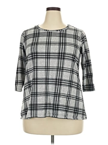 Bobbie Brooks Pullover Sweater (view 1)