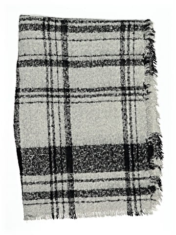 American Eagle Outfitters Scarf (view 2)