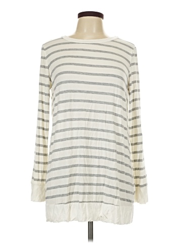 Betsey's Boutique Shop 3/4 Sleeve T-Shirt (view 1)