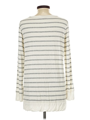 Betsey's Boutique Shop 3/4 Sleeve T-Shirt (view 2)