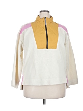 Free Assembly Fleece