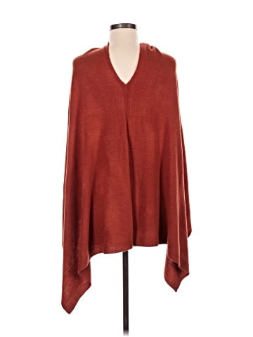 Coco + Carmen Poncho (view 2)
