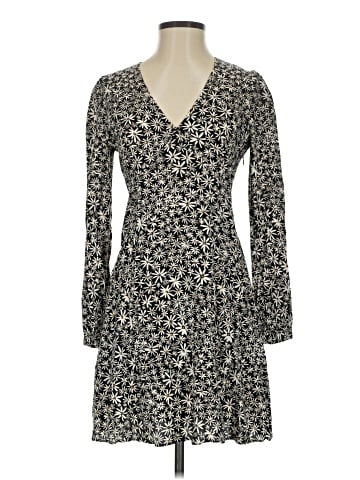 Uniqlo Casual Dress (view 1)