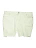 Vince Camuto Solid Ivory Shorts Size 16W - photo 1