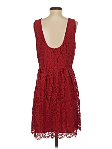 Ann Taylor LOFT Outlet Cocktail Dress (view 2)