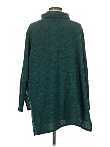 Fable Poncho (view 2)