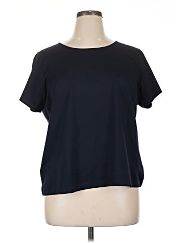 Linda Allard Ellen Tracy Short Sleeve T-Shirt (view 1)