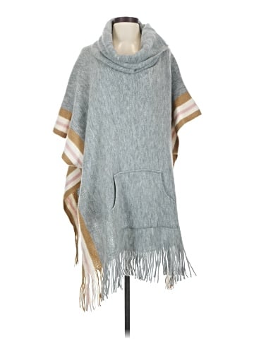 Coco + Carmen Poncho (view 1)