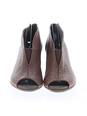 Earth Ankle Boots (view 2)