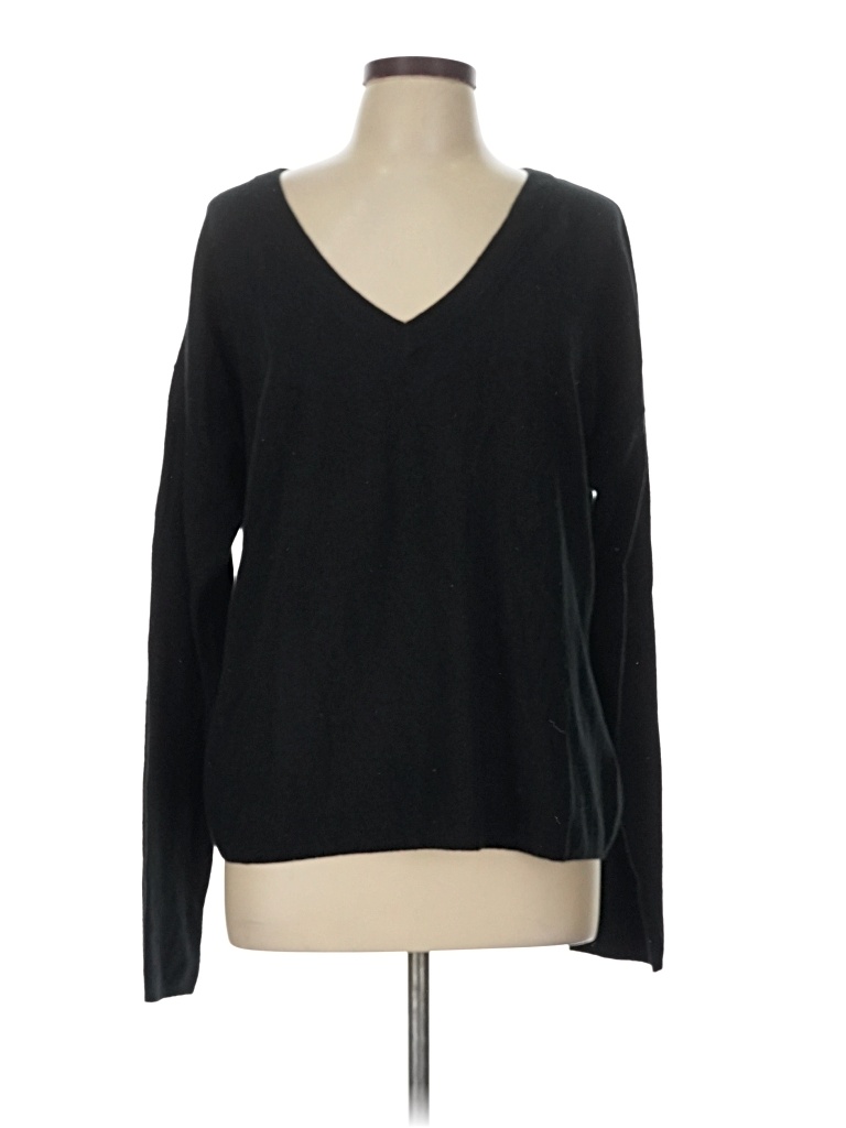 Pre-owned Gap Pullover Sweater In Black
