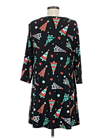 St. John's Bay Casual Dress (view 2)
