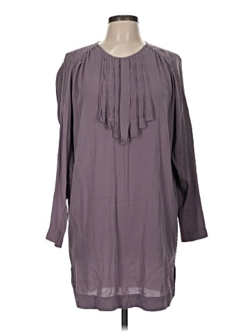 Rutzou 3/4 Sleeve Blouse (view 1)