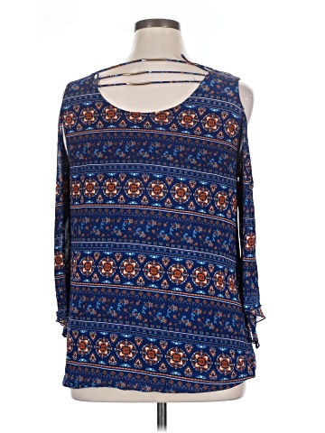 Ember 3/4 Sleeve Blouse (view 2)