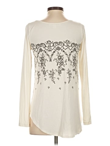 Karen by Karen Kane Long Sleeve T-Shirt (view 2)