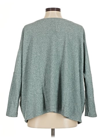 Cherish Pullover Sweater (view 2)