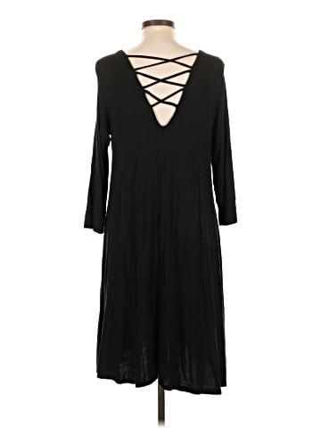 Thyme and Honey Casual Dress (view 2)