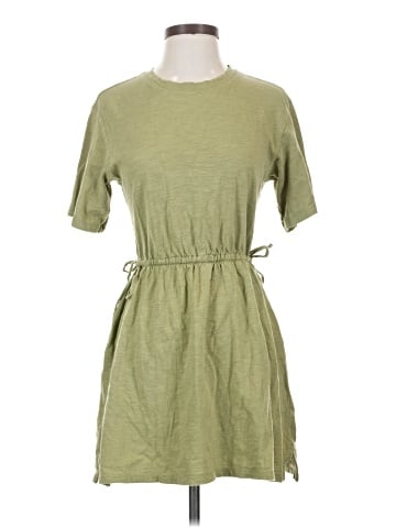 Old Navy Casual Dress (view 1)