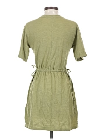 Old Navy Casual Dress (view 2)