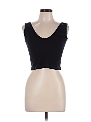 colsie Tank Top (view 1)