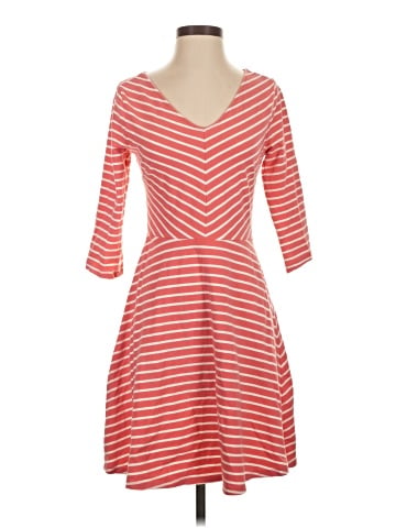Old Navy Casual Dress (view 1)