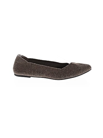 Mia Flats (view 1)