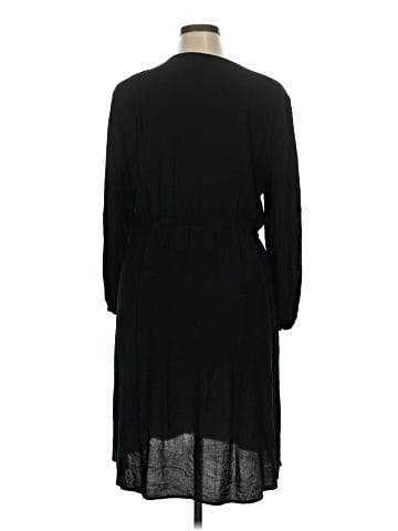 Old Navy Casual Dress (view 2)