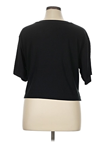 Pro Player Short Sleeve Top (view 2)
