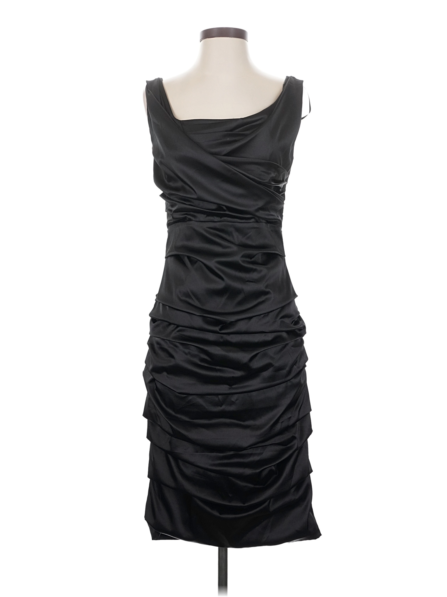Le Chateau Women's Cocktail Dresses On Sale Up To 90% Off Retail | ThredUp