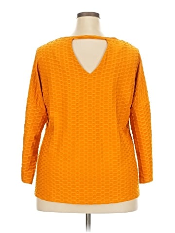 Cocomo 3/4 Sleeve Top (view 2)
