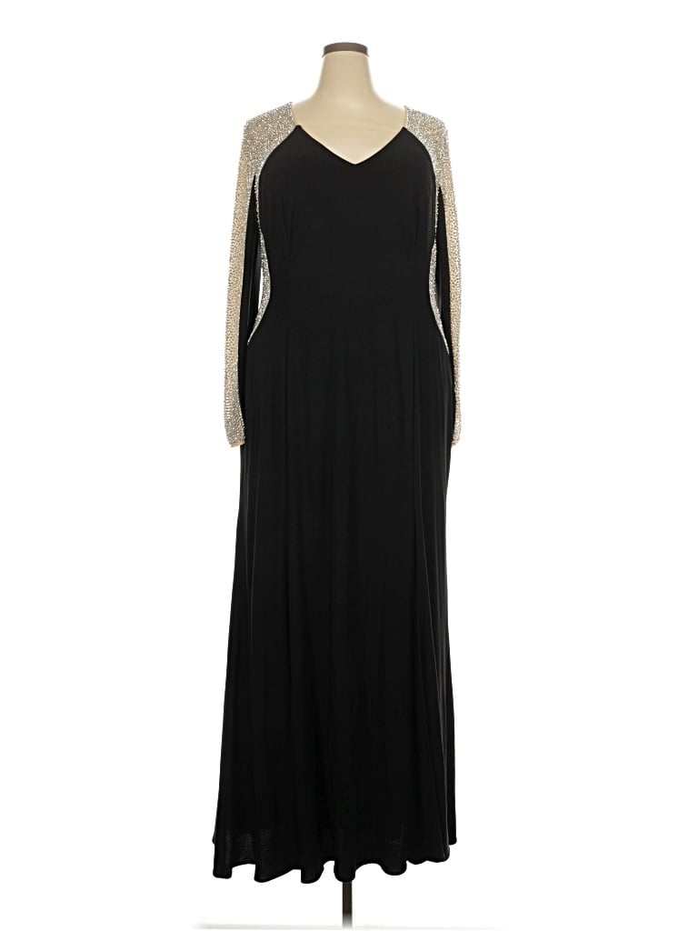 Pre-owned Xscape Casual Dress In Black