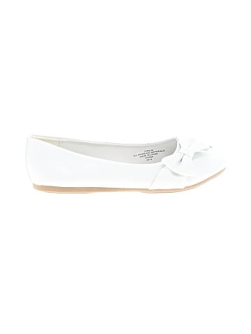 Swea Pea & Lilli Flats (view 1)