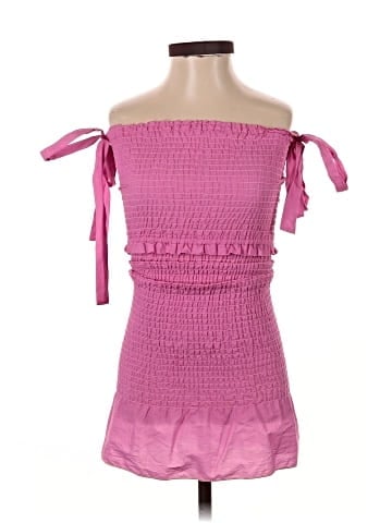 Theme Sleeveless Blouse (view 1)