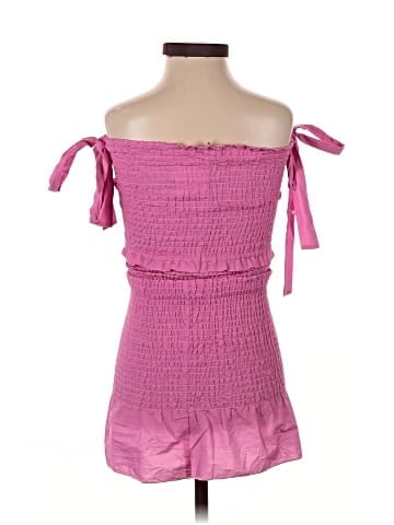 Theme Sleeveless Blouse (view 2)