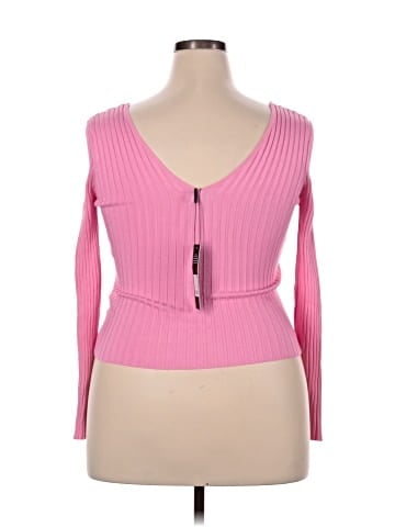 Fashion Nova 3/4 Sleeve T-Shirt (view 2)