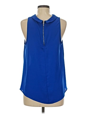 Le Lis Sleeveless Blouse (view 2)