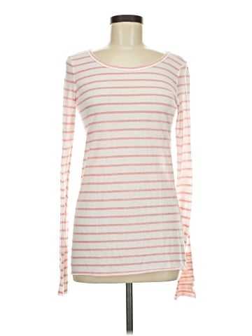 Delia's 3/4 Sleeve T-Shirt (view 1)