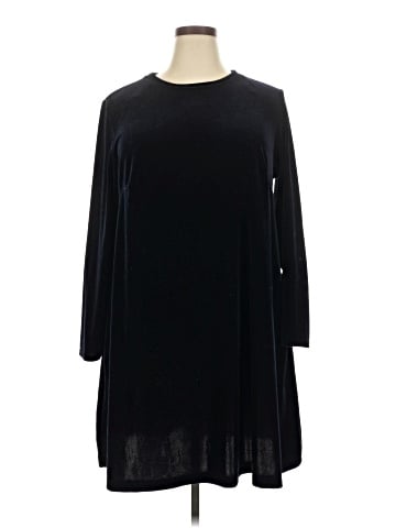 Amanda Smith Casual Dress (view 1)
