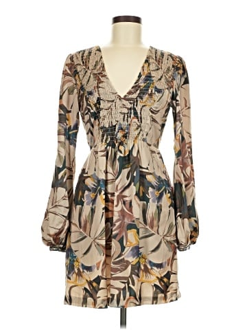 Le Superbe Casual Dress (view 1)