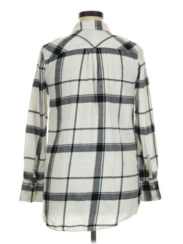 Merona Long Sleeve Button-Down Shirt (view 2)
