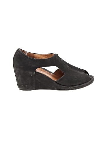 Gentle Souls by Kenneth Cole Wedges (view 1)