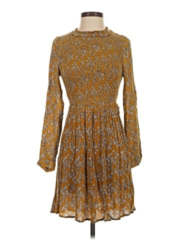Patrons of Peace Casual Dress (view 1)