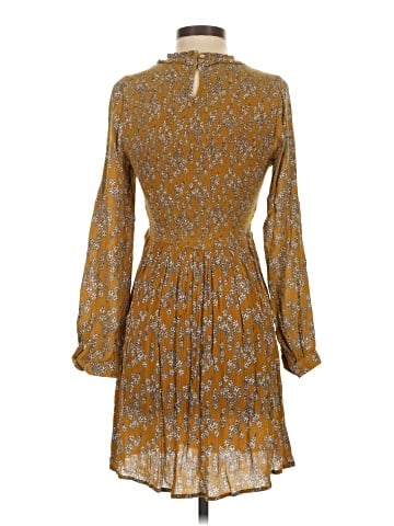 Patrons of Peace Casual Dress (view 2)