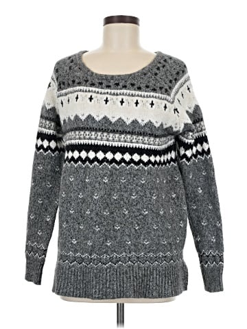 American Eagle Outfitters Pullover Sweater (view 1)