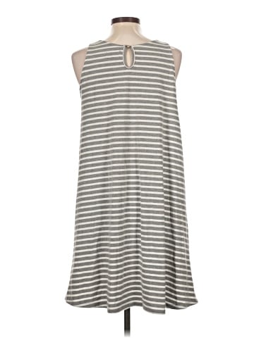 Thyme and Honey Casual Dress (view 2)