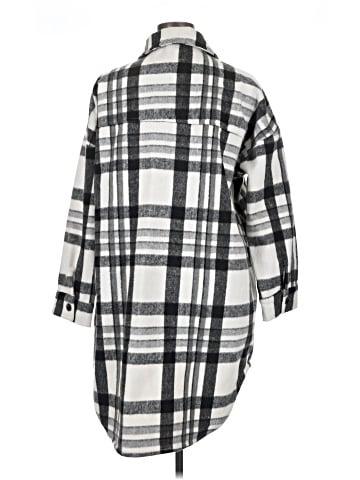 Miss Posh Coat (view 2)