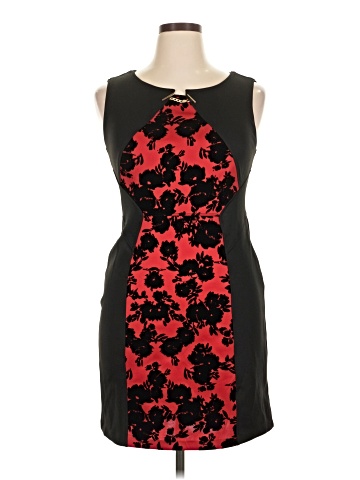 En Focus Cocktail Dress (view 1)