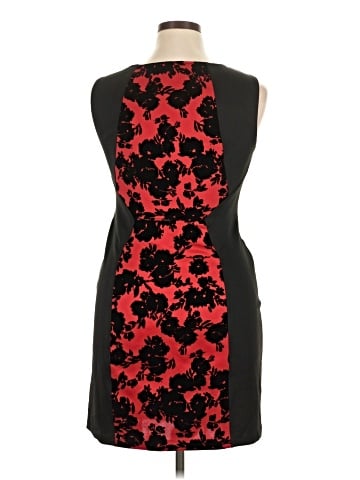 En Focus Cocktail Dress (view 2)